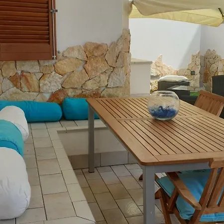 Alexander House -